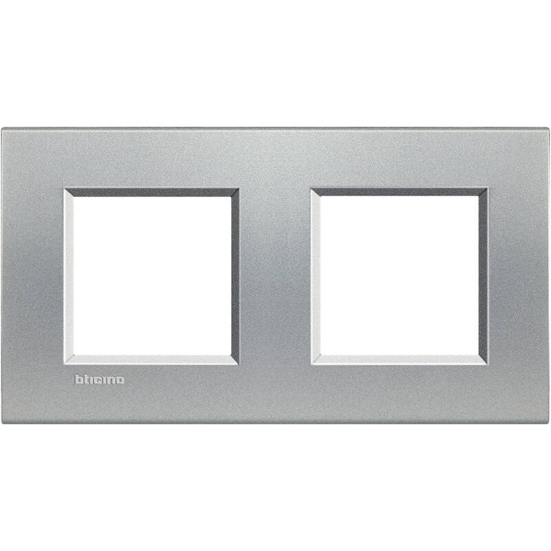 Produto de Placa Quadrada 2x2 Módulos BTicino Living Light LNA4802M2BI